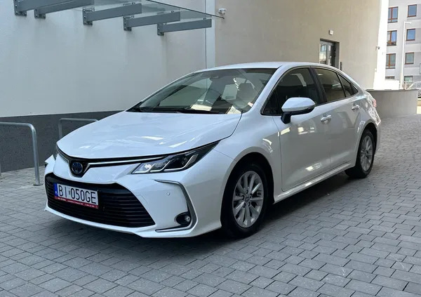 toyota Toyota Corolla cena 109999 przebieg: 9505, rok produkcji 2022 z Chojnów